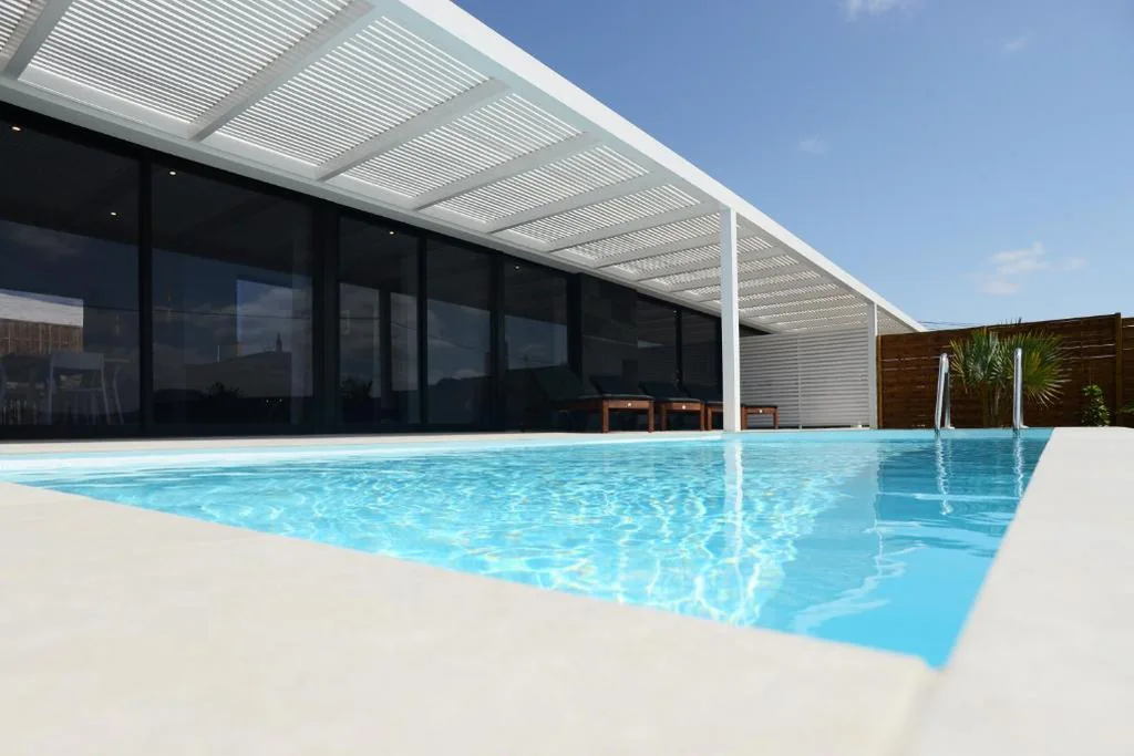 Villa Deluxe — Duna Colorada