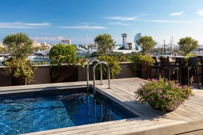 Duquesa Suites Hotel by Grup Duquessa — Foto 12