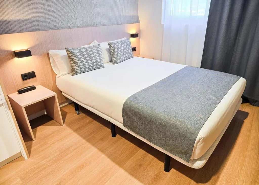 Comfort Quadruple Room — DWO San Sebastián