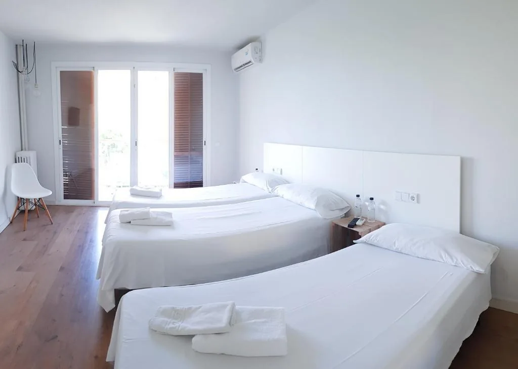 Habitación Triple Básica — Dynamic Hotels Caldetes Barcelona