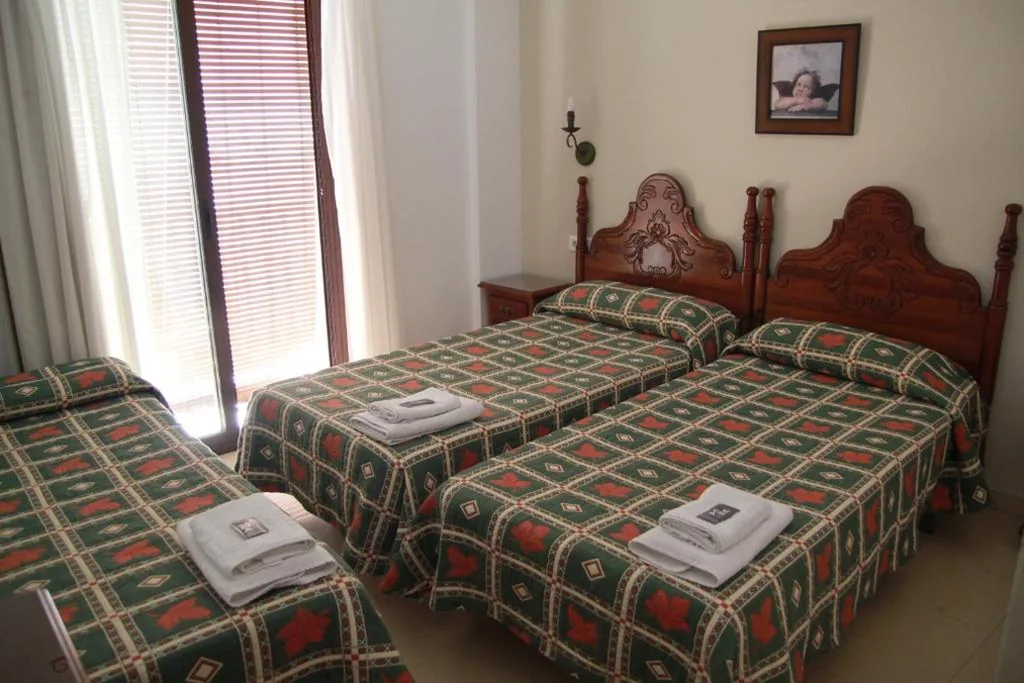 Chambre triple — Easy Nerja Bronce