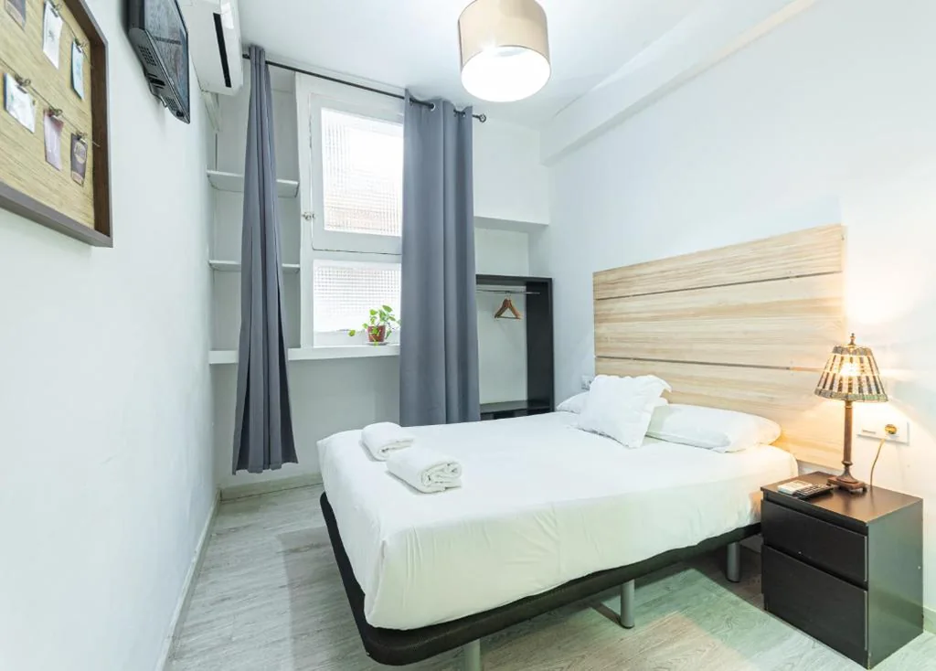 Quarto Duplo Standard — Easy Sants by Bossh! Hotels