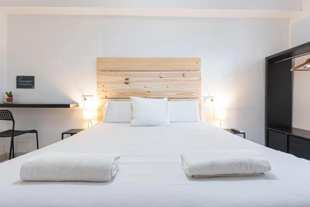 Quarto Duplo Grande — Easy Sants by Bossh! Hotels