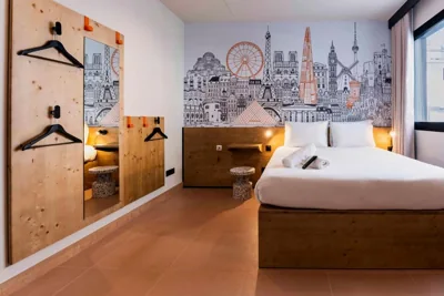 easyHotel Madrid Alcala — foto 3