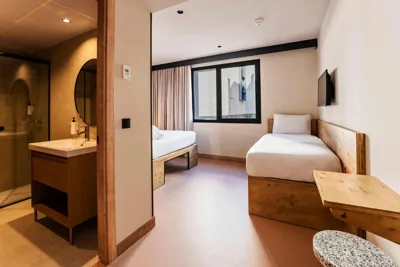 easyHotel Madrid Alcala — foto 6