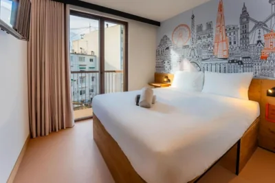 easyHotel Valencia Ciutat Vella — foto 3