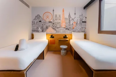 easyHotel Valencia Ciutat Vella — foto 9