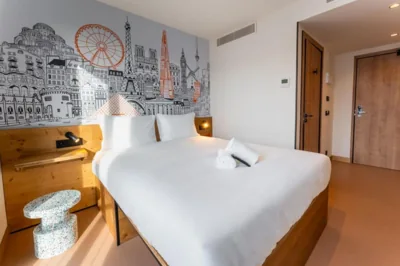 easyHotel Valencia Ciutat Vella — foto 12