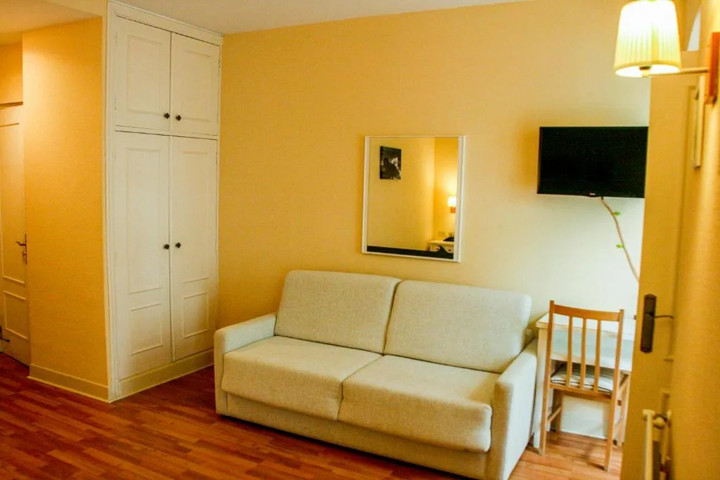 Habitación Triple — Eco Hotel Mundaka