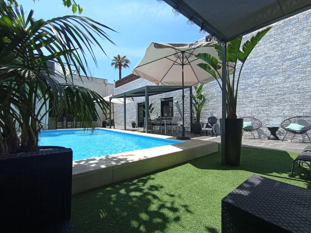 Villa — Edard's Great House
