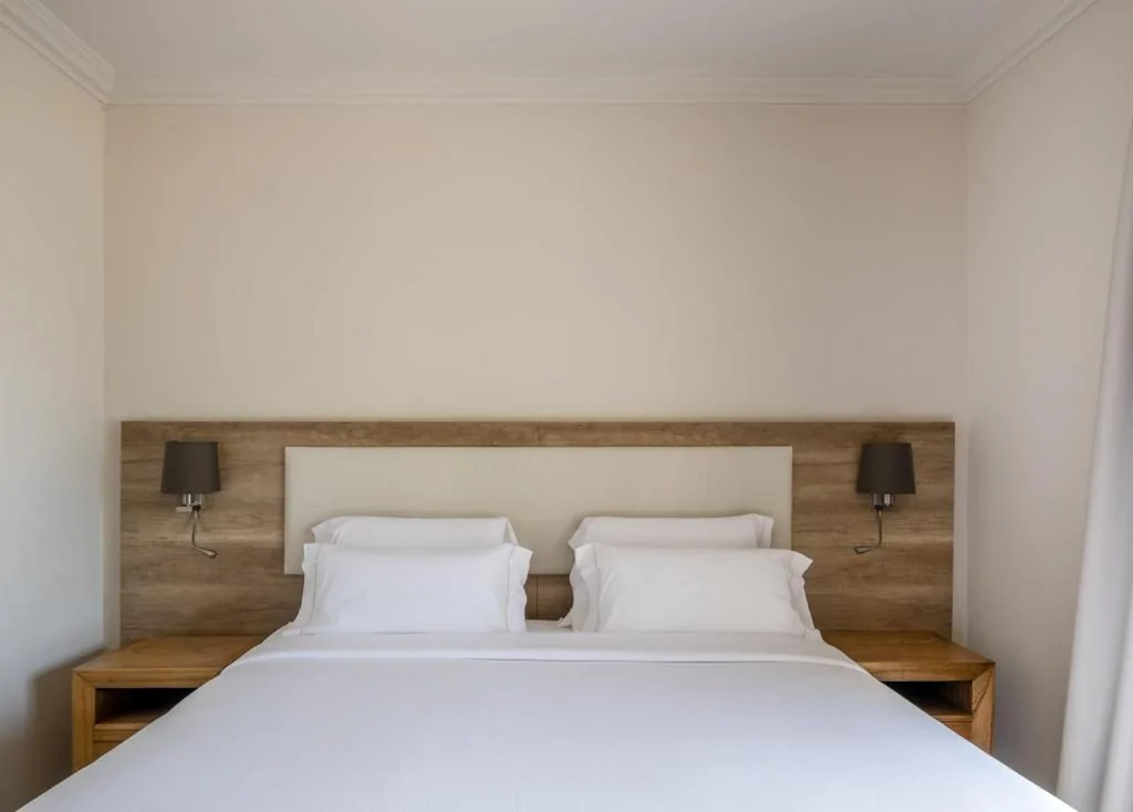 Camera doppia con vista mare - 1 o 2 letti e letto aggiuntivo — Eden Roc Hotel & Spa by Brava Hoteles