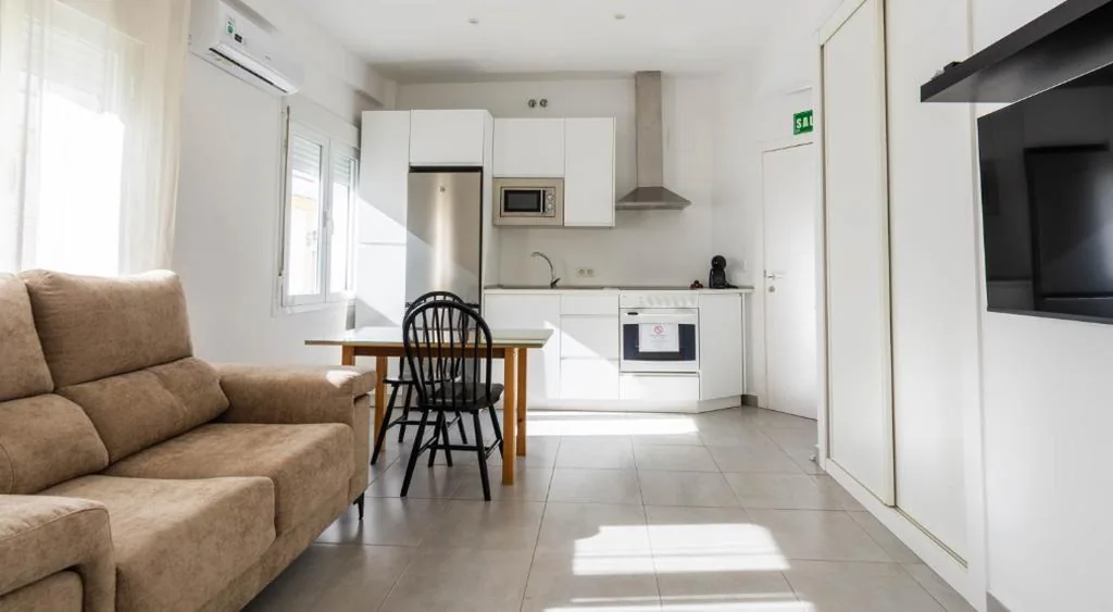 Apartamento de 1 dormitorio con balcón — Edificio San José