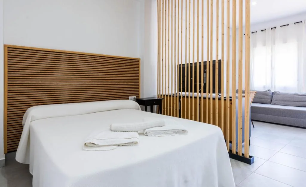 Apartamento Loft de 1 dormitorio con balcón — Edificio San José