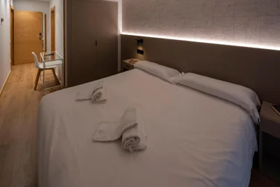 EightRooms La Rioja Pension — foto 10