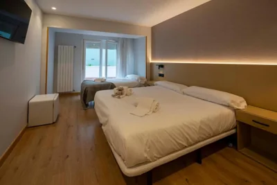 EightRooms La Rioja Pension — foto 12