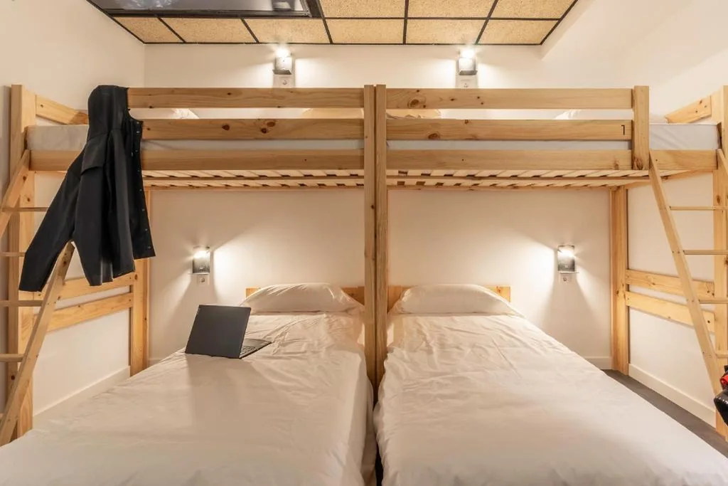 Habitación Familiar Estándar — Ekoos Hostel, Bilbao Eko Hostel