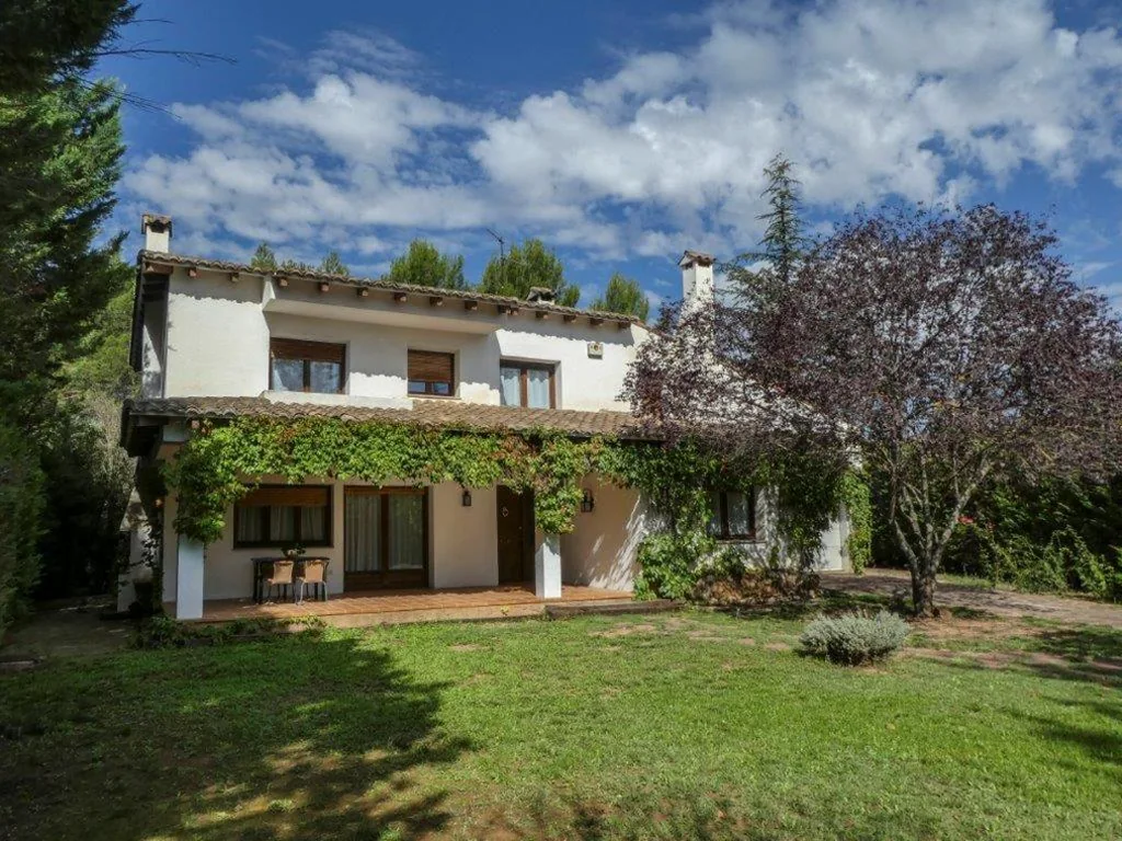 Casa — EL ALJEZAR