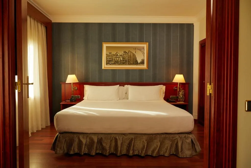 Junior Suite Doble (1-2 adultos) — El Avenida Palace