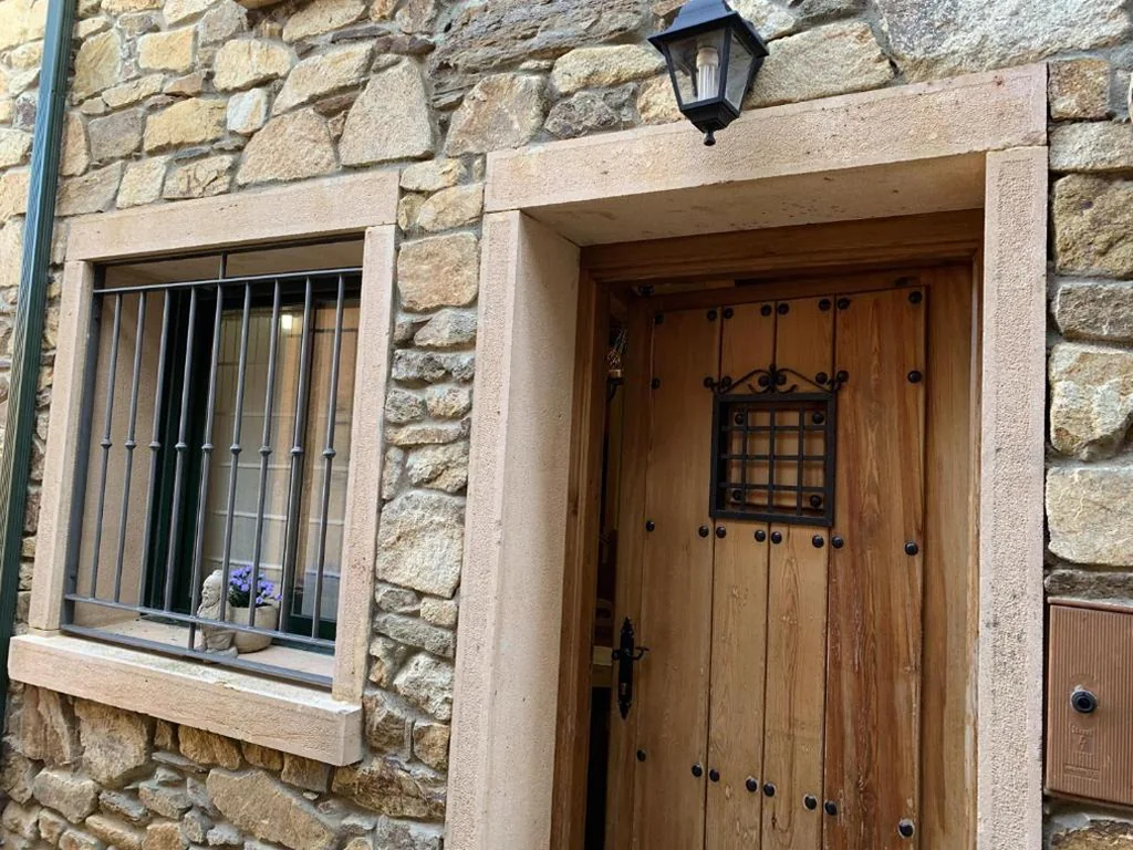 Villa mit 2 Schlafzimmern — El Bulín de Braojos - 3 Casas