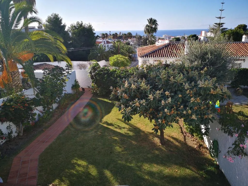 Villa Deluxe — El Capistrano