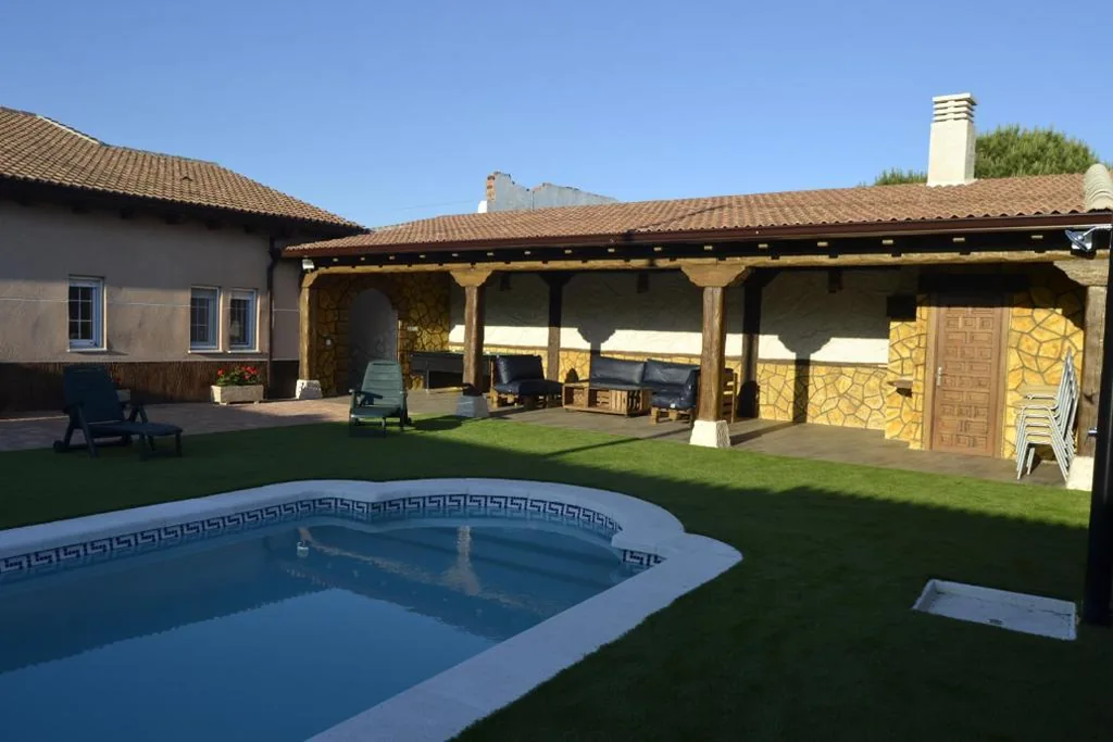 Huis met 5 slaapkamers — El Capricho de los Carrascos