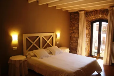 El Castell de la Pobla de Lillet (Adults Only) — Foto 4