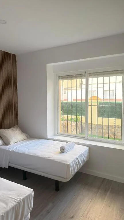Habitación Triple — El Chalecito De Alicante