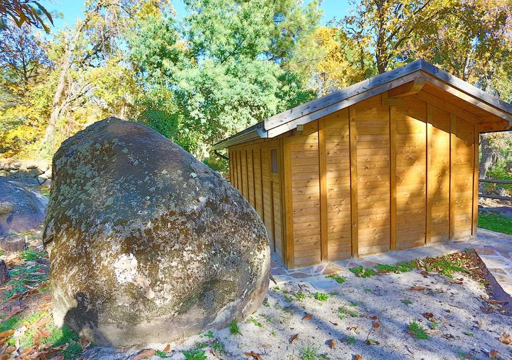 Vierbettzimmer – Gartenblick — El Corralon