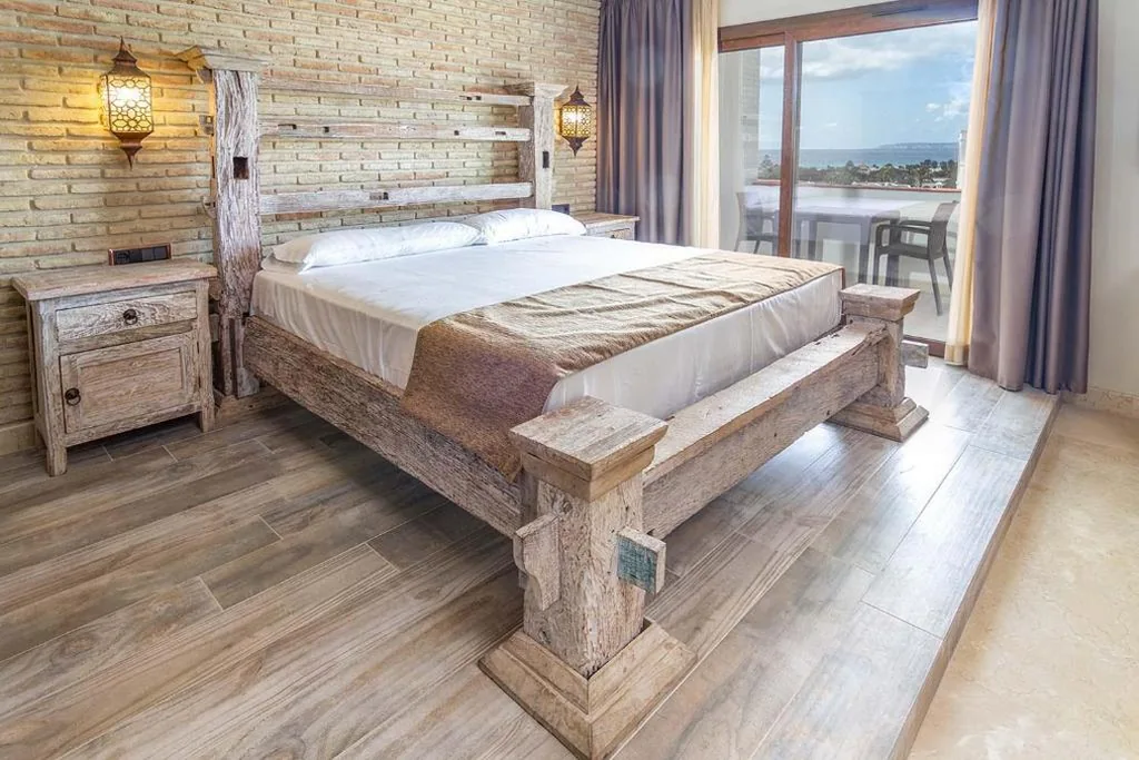 Suite Junior avec vue sur le jardin — El Cortijo de Zahara by QHotels