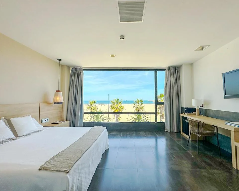 Camera doppia Deluxe con vista mare — El Coso