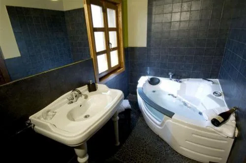 Superior tweepersoonskamer met bubbelbad — El Coto Hotel Restaurante
