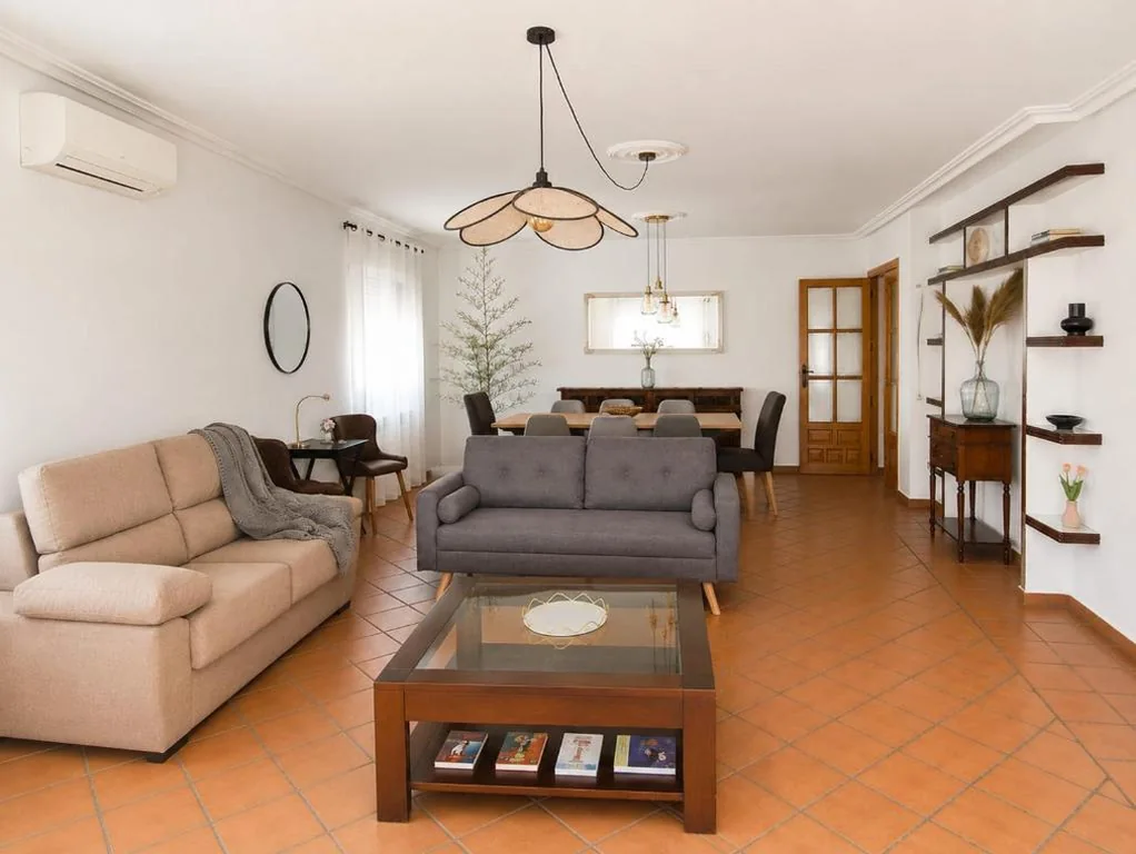 Haus mit 5 Schlafzimmern — El encinar de las nieves - Villa de 5 dormitorios para 11 personas, cerca de Toledo y Puy du Fou