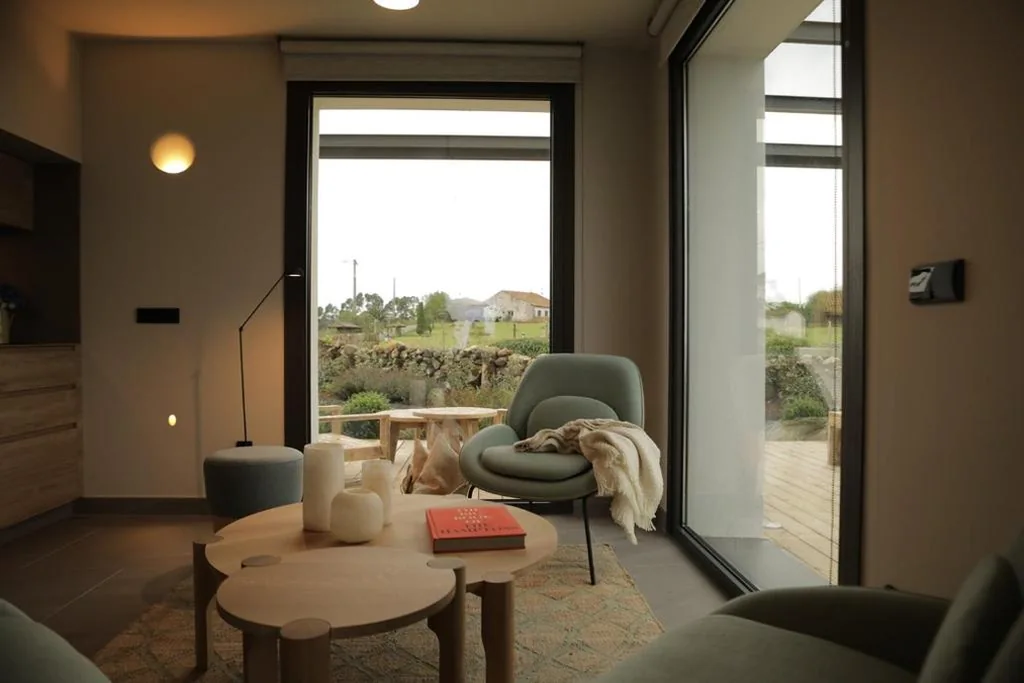 Deluxe Apartment — El Faro Unkempt - Tazones