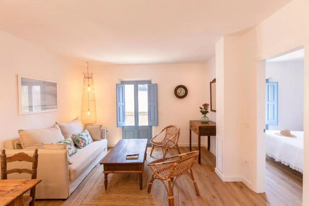 Apartamento com 1 quarto e terraço — El Fort d'Ullastret