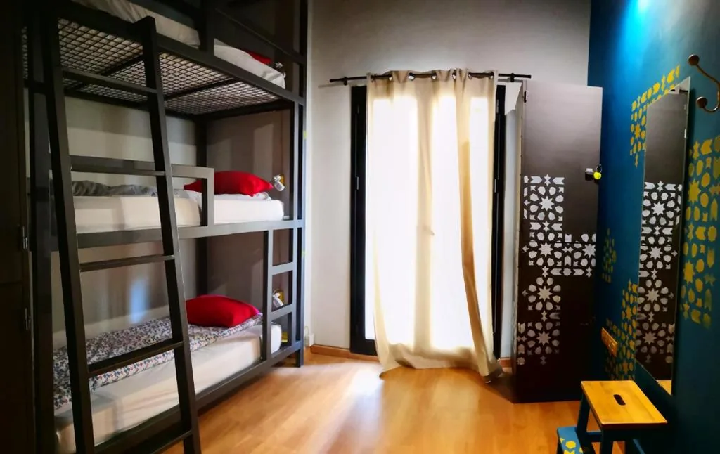 Posto letto in dormitorio misto da 4 posti — El Granado Hostel