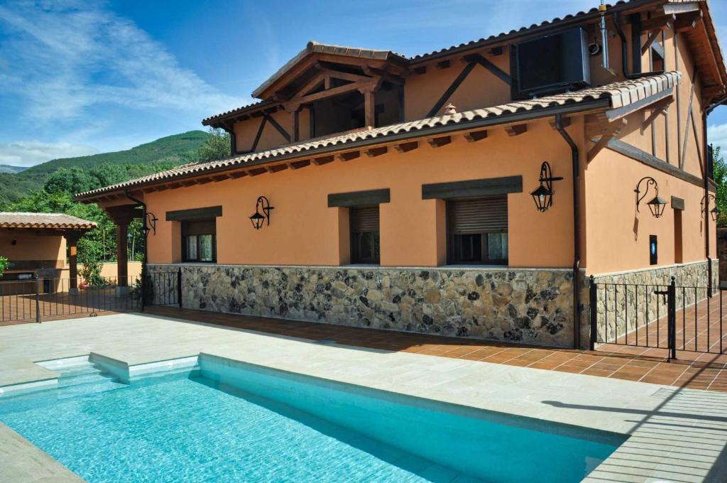 El Hojaranzo. Casa rural con encanto en Candeleda