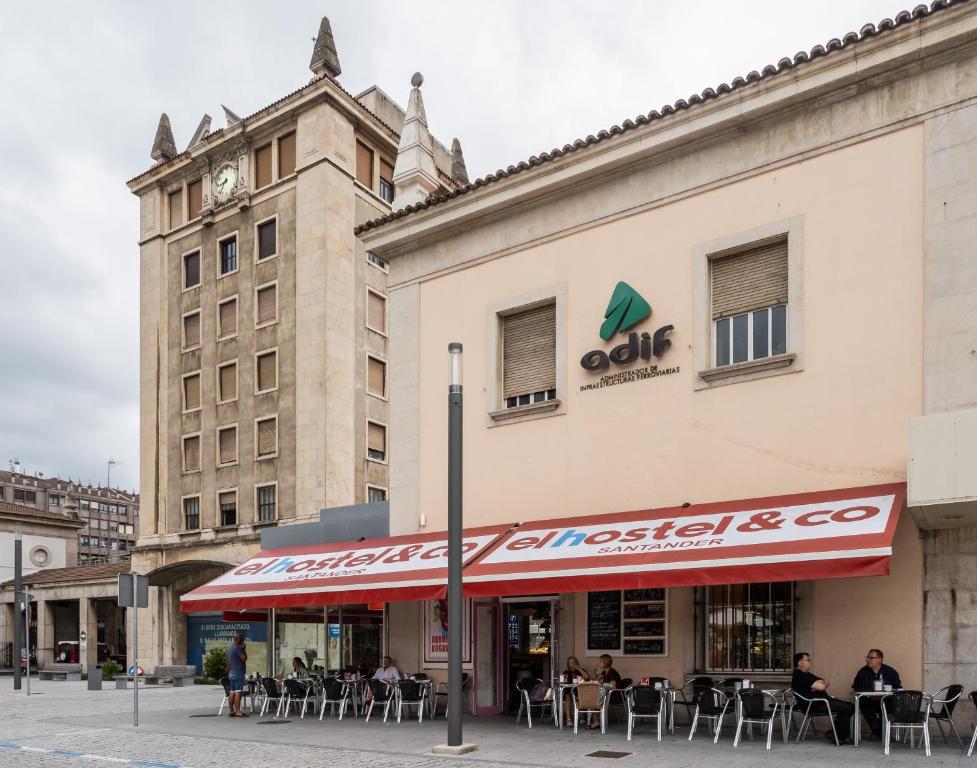 El Hostel & CO