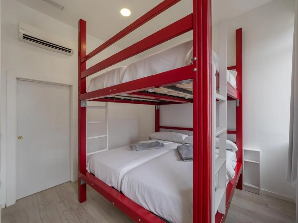 Familienzimmer mit eigenem Bad — El Hostel & CO