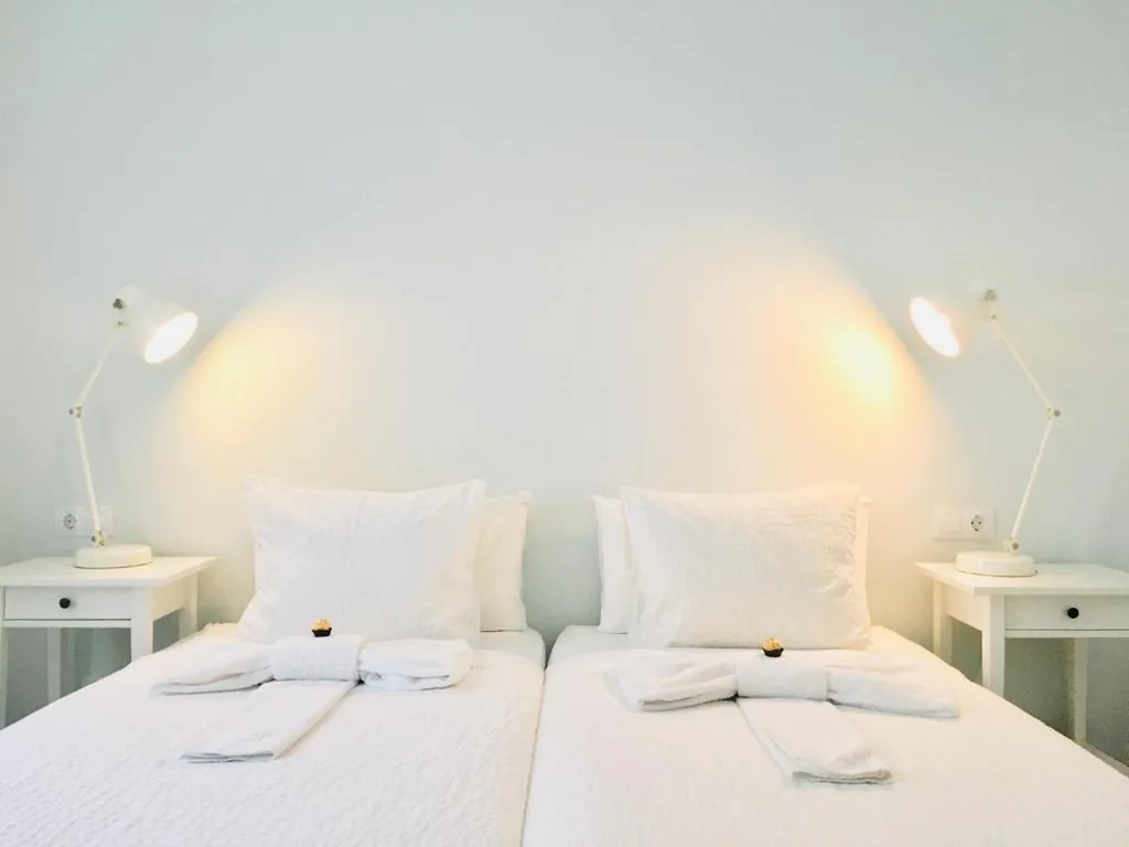 Quarto Duplo Standard - 2 camas — El Hotelito 27