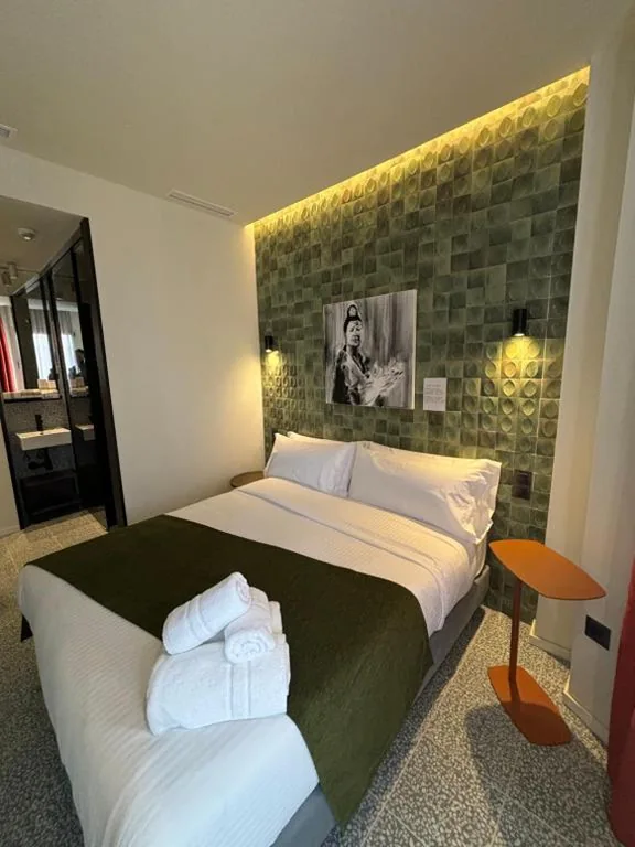 Doppelzimmer mit eigenem Bad — El Mantenío