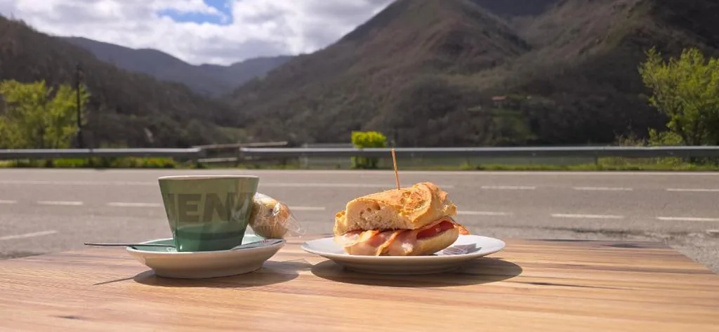 シャワー付きスタンダードシングルルーム — El Mirador de Tanes