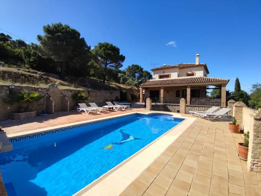Villa — El Molar