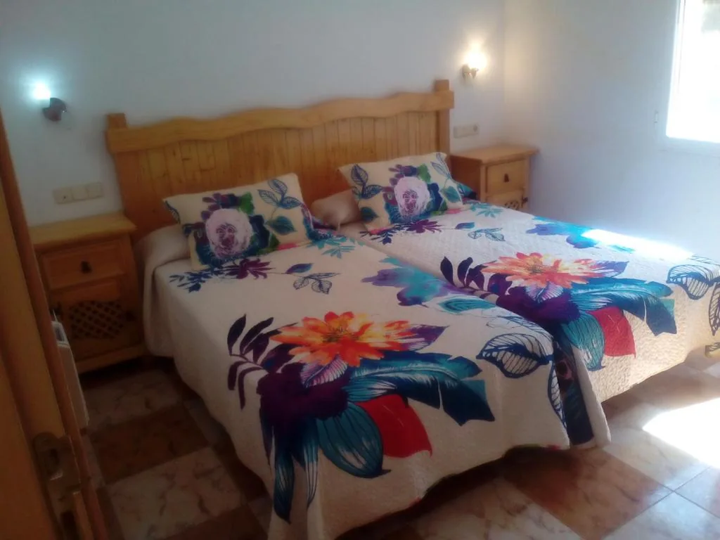 Tweepersoonskamer met 2 bedden — El Molino