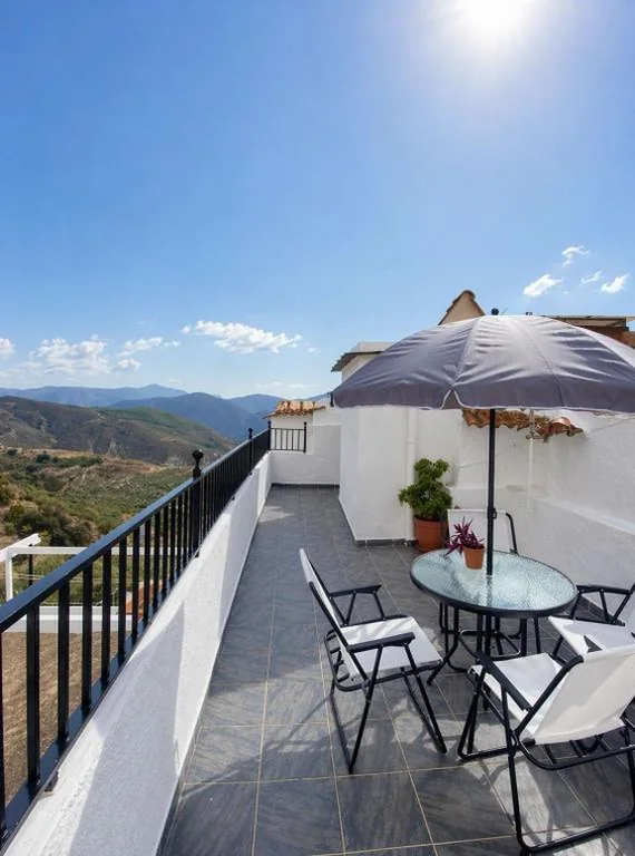El nido del búho Soportujar Casa con terraza