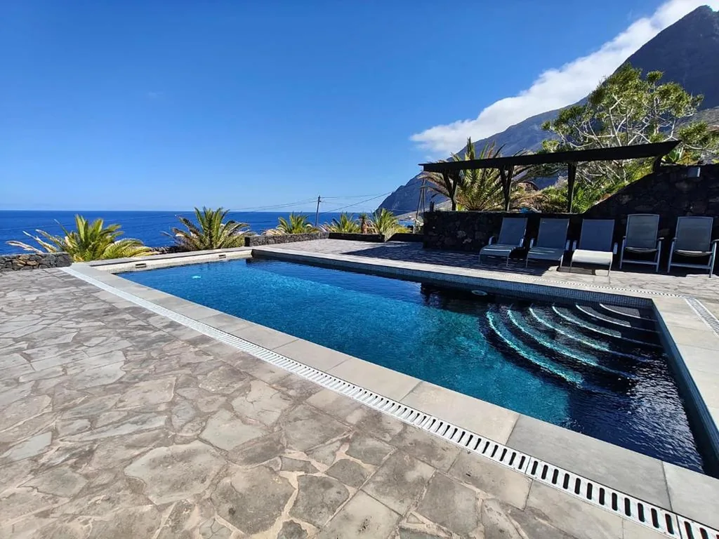 El OASIS del Hierro Piscina y Espectaculares Vistas al Mar