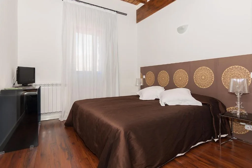 Doppelzimmer – 1 oder 2 Betten — El Palacete del Obispo