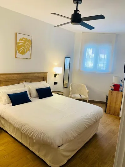 El Parador del César Boutique, Aparcamiento Gratis — Foto 2