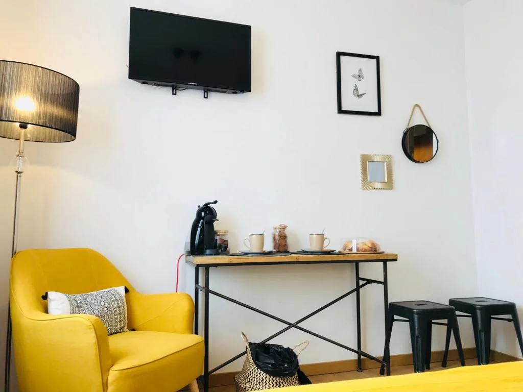 Camera doppia con bagno privato — El Paseo