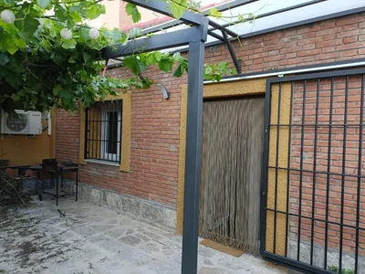 El patio de Rio Lozoya — 写真 8