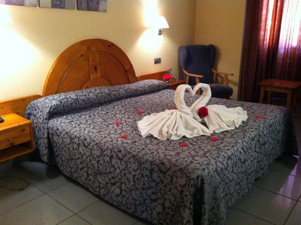 Habitación Doble Romántica — El Pinche de Oro